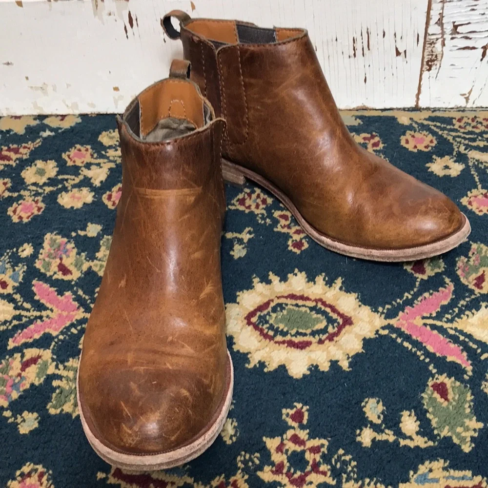 🍄 Kork-Ease Velma Brown Leather Bootie - Picture 5 of 16
